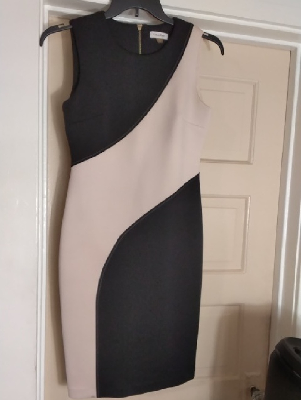 Calvin Klein Black and Cream Colorblock Midi Sheath Dress